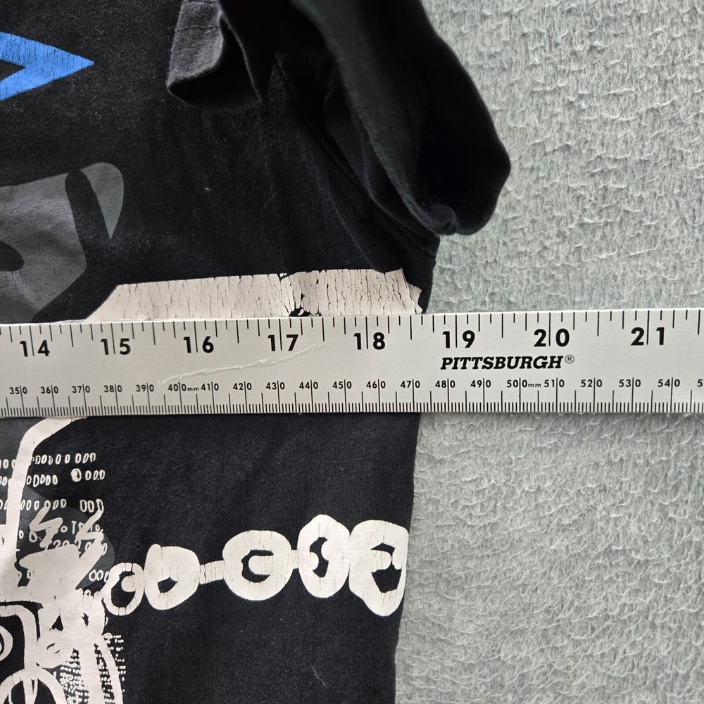 VINTAGE Southpole Men‎ Shirt Medium Black Logo Artwork Skater Streetwear Y2K Tee - Picture 6 of 10